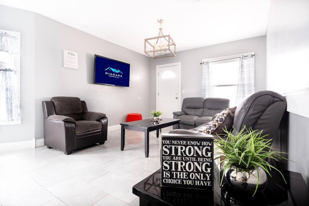 Comfy 4Br, 1 Bath Near The Falls & Casino Niagarafallen Exteriör bild